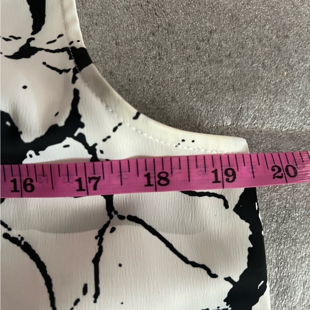 [M]RUDSAK Monochrome Black White Crackle Abstract Pattern Midi Shift Dress - Picture 8 of 9
